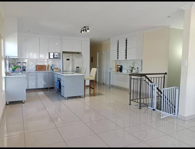 3 BEDROOM PROPERTY TO RENT IN CAVERSHAM GLEN